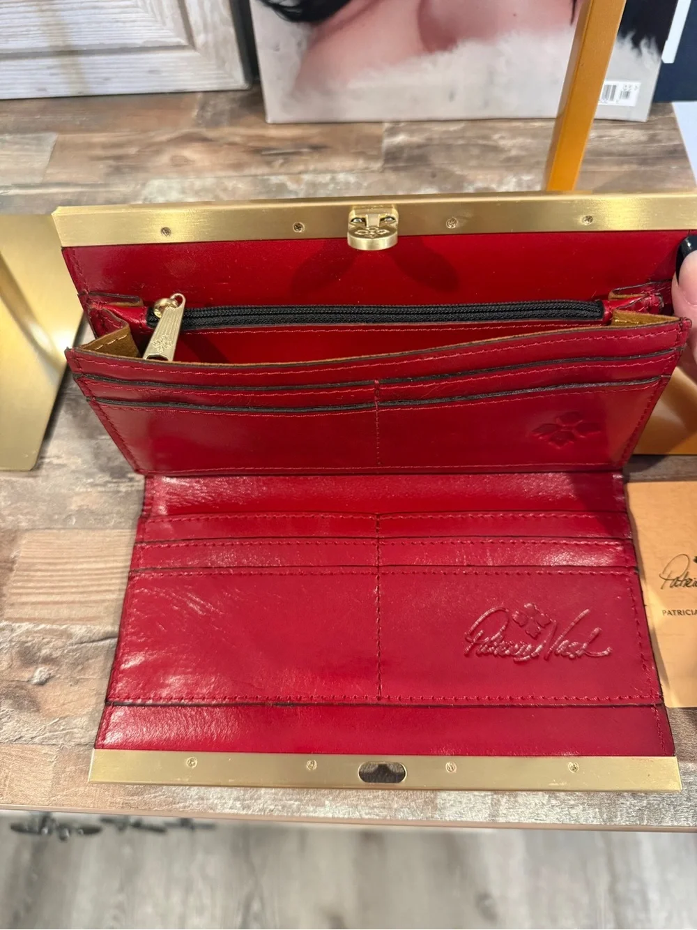 Patricia Nash Tooled Leather Rose Kiss Lock Wallet Clutch Red Floral Wallet